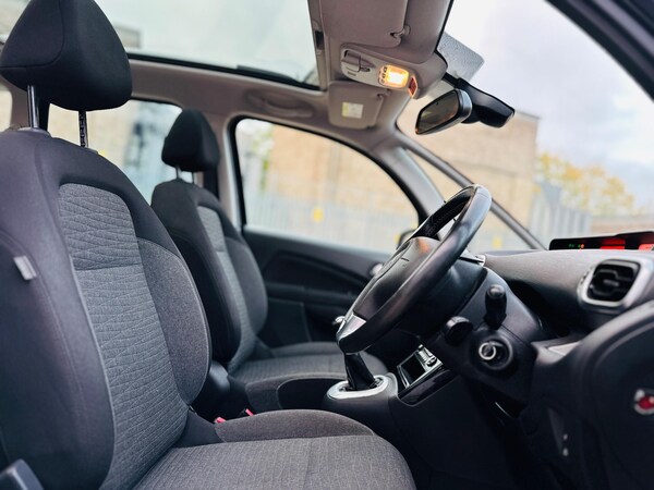 Used Citroen C3 Picasso 2016 for sale - 76167414: Photo 48