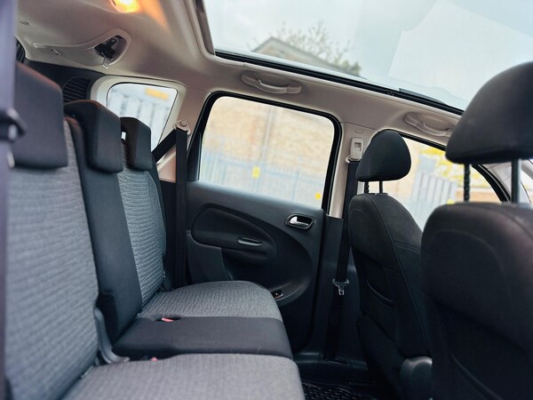 Used Citroen C3 Picasso 2016 for sale - 76167414: Photo 53