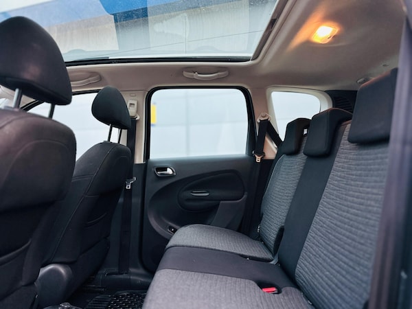 Used Citroen C3 Picasso 2016 for sale - 76167414: Photo 54