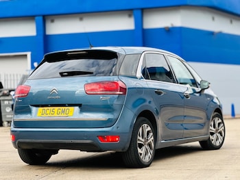 Used Citroen C4 Picasso 2015 for sale - 78492463: Photo