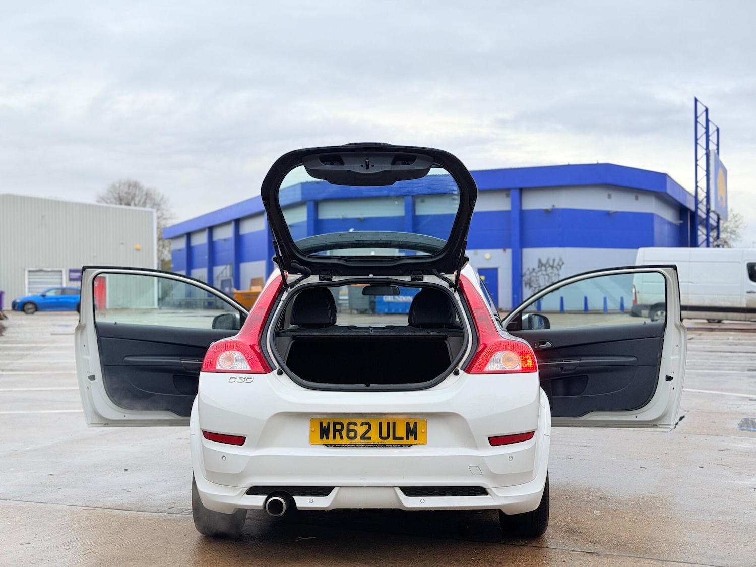 Used Volvo C30 2012 for sale - 77400419: Photo 11