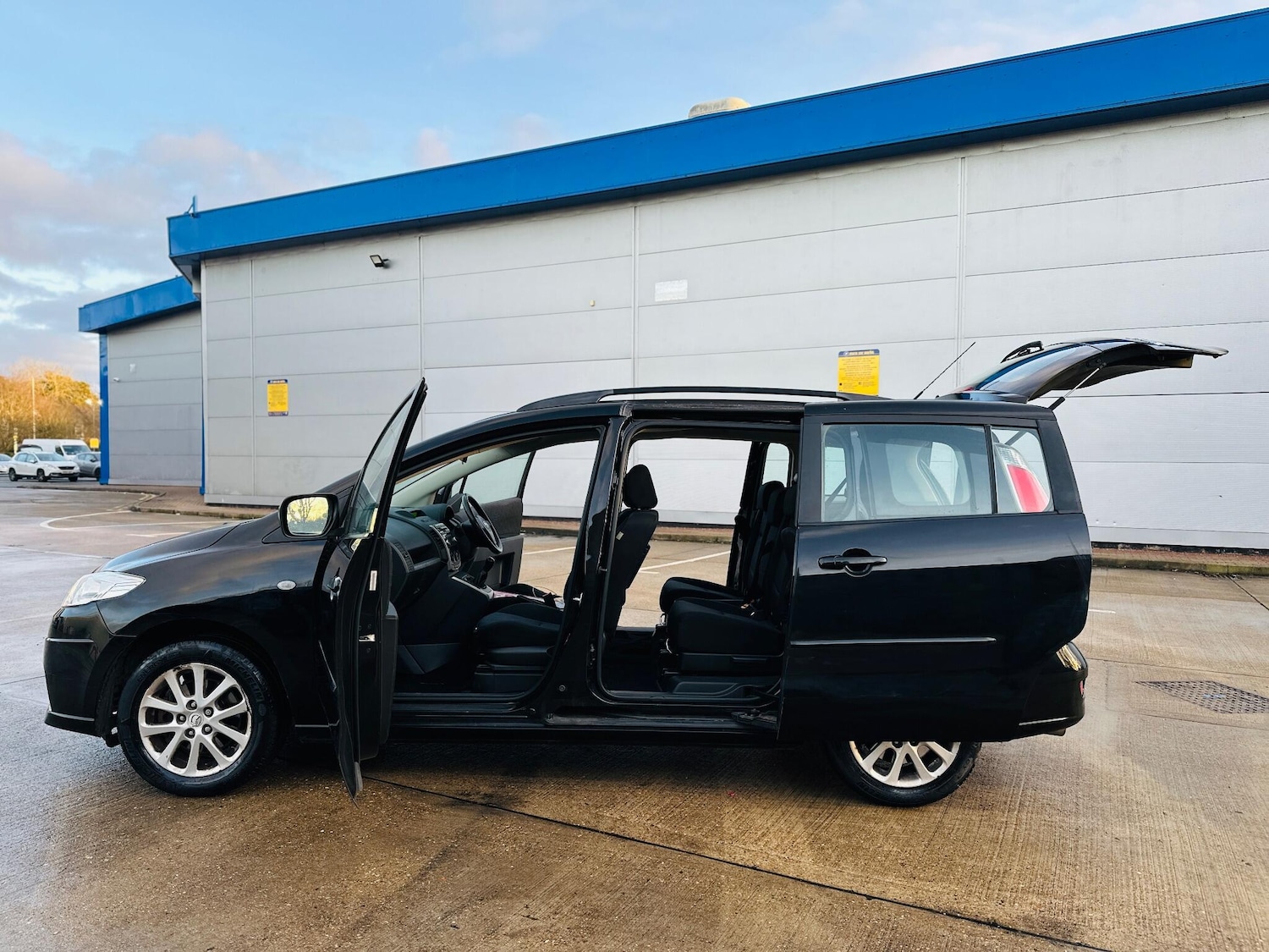 Used Mazda Mazda5 2009 for sale - 77131258: Photo 12