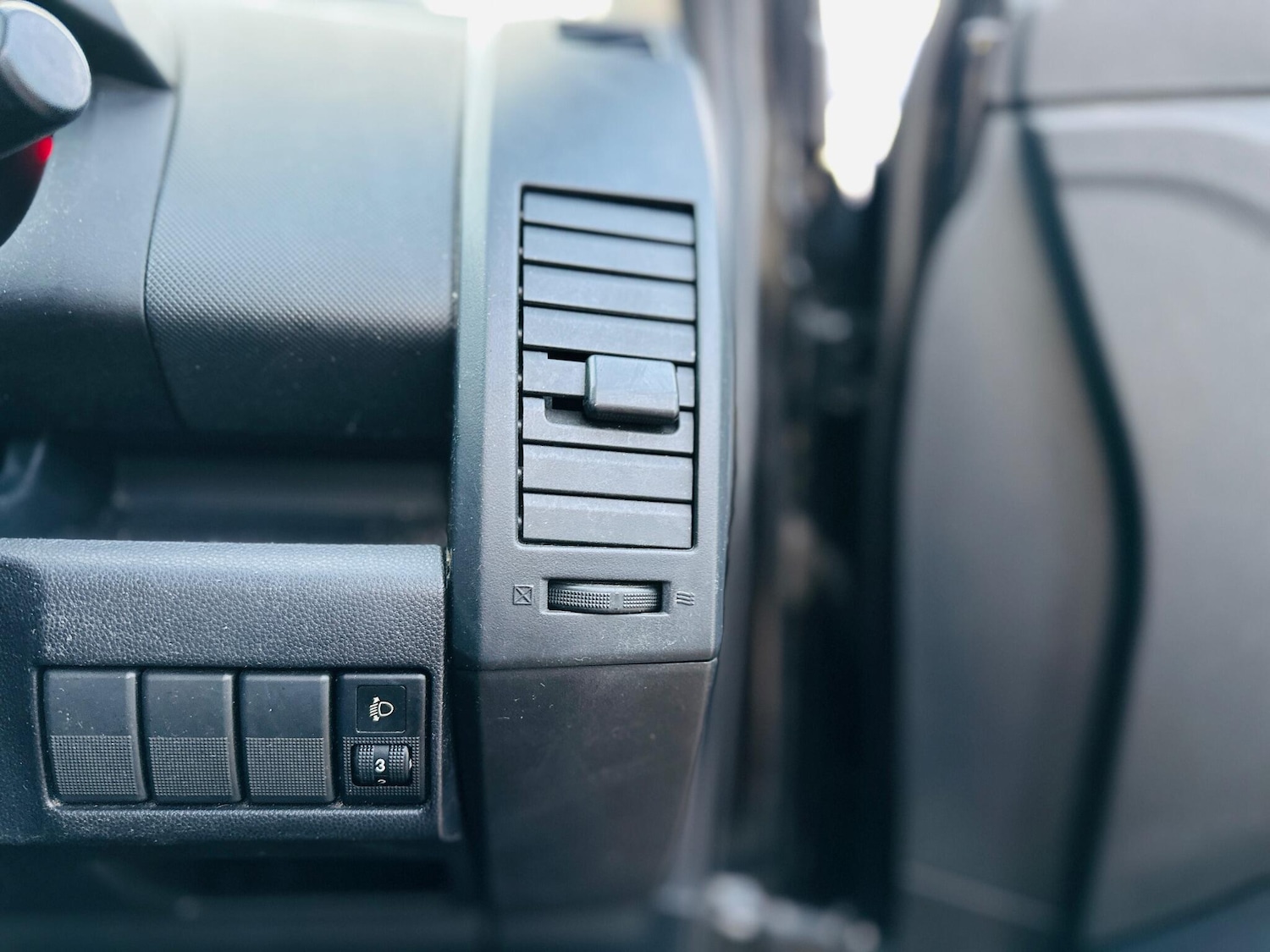 Used Mazda Mazda5 2009 for sale - 77131258: Photo 18