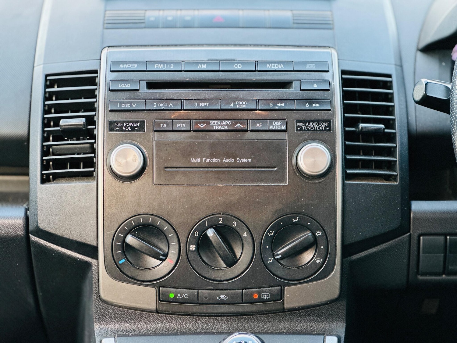 Used Mazda Mazda5 2009 for sale - 77131258: Photo 22