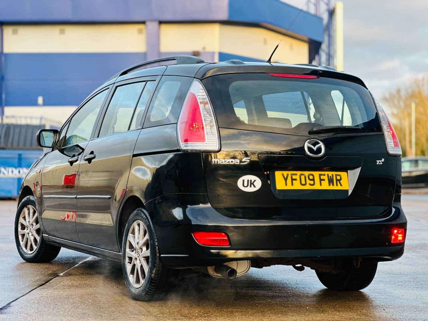 Used Mazda Mazda5 2009 for sale - 77131258: Photo 5