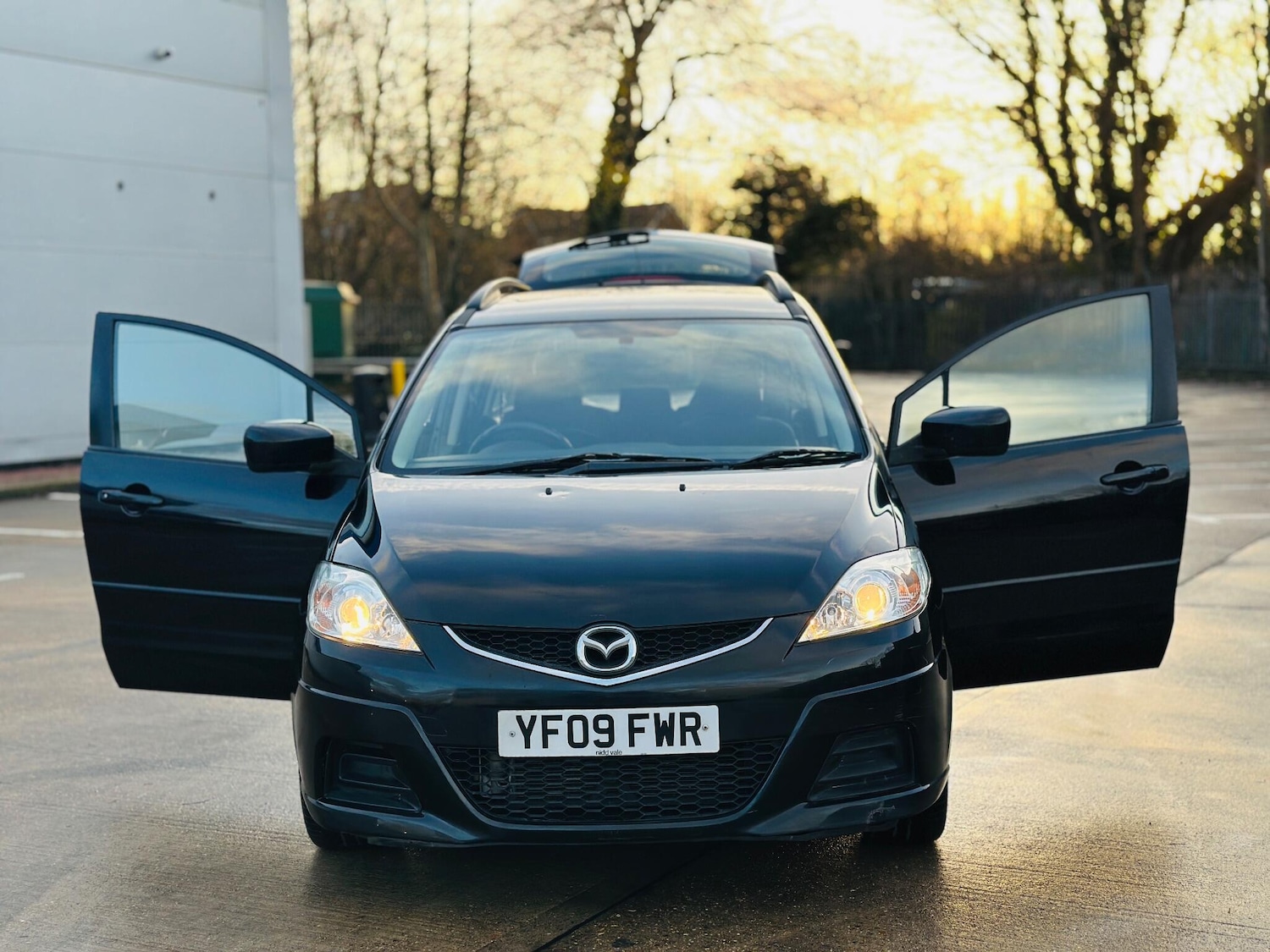 Used Mazda Mazda5 2009 for sale - 77131258: Photo 52