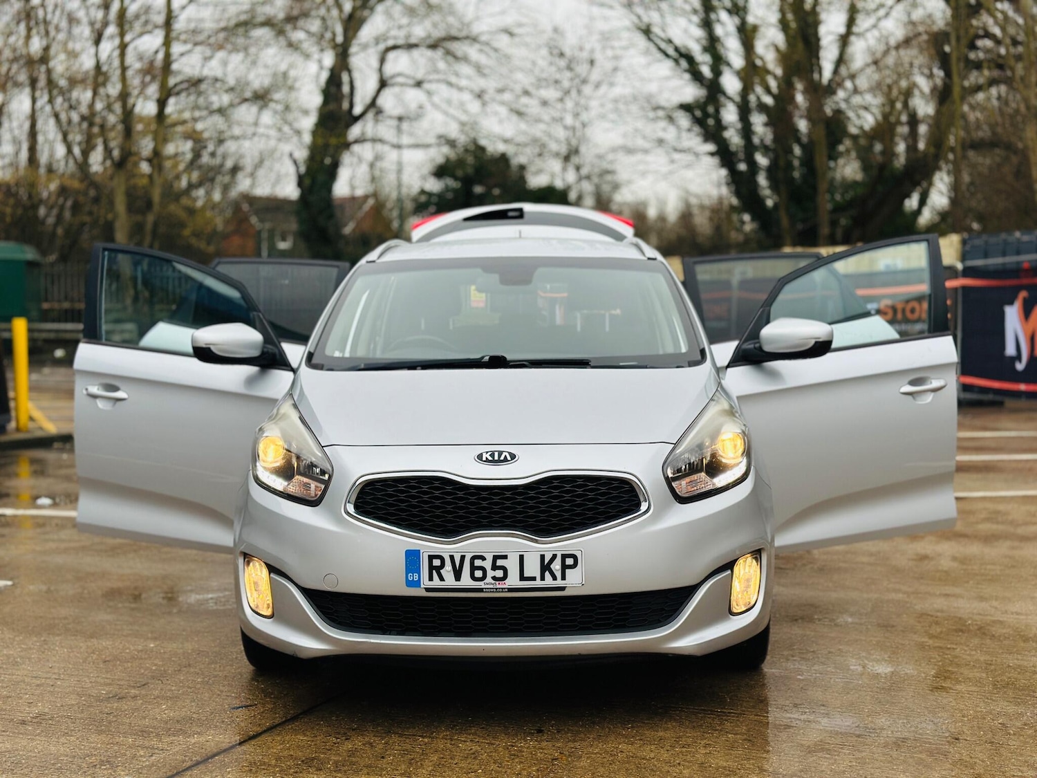 Used Kia Carens 2015 for sale - 77202608: Photo 10