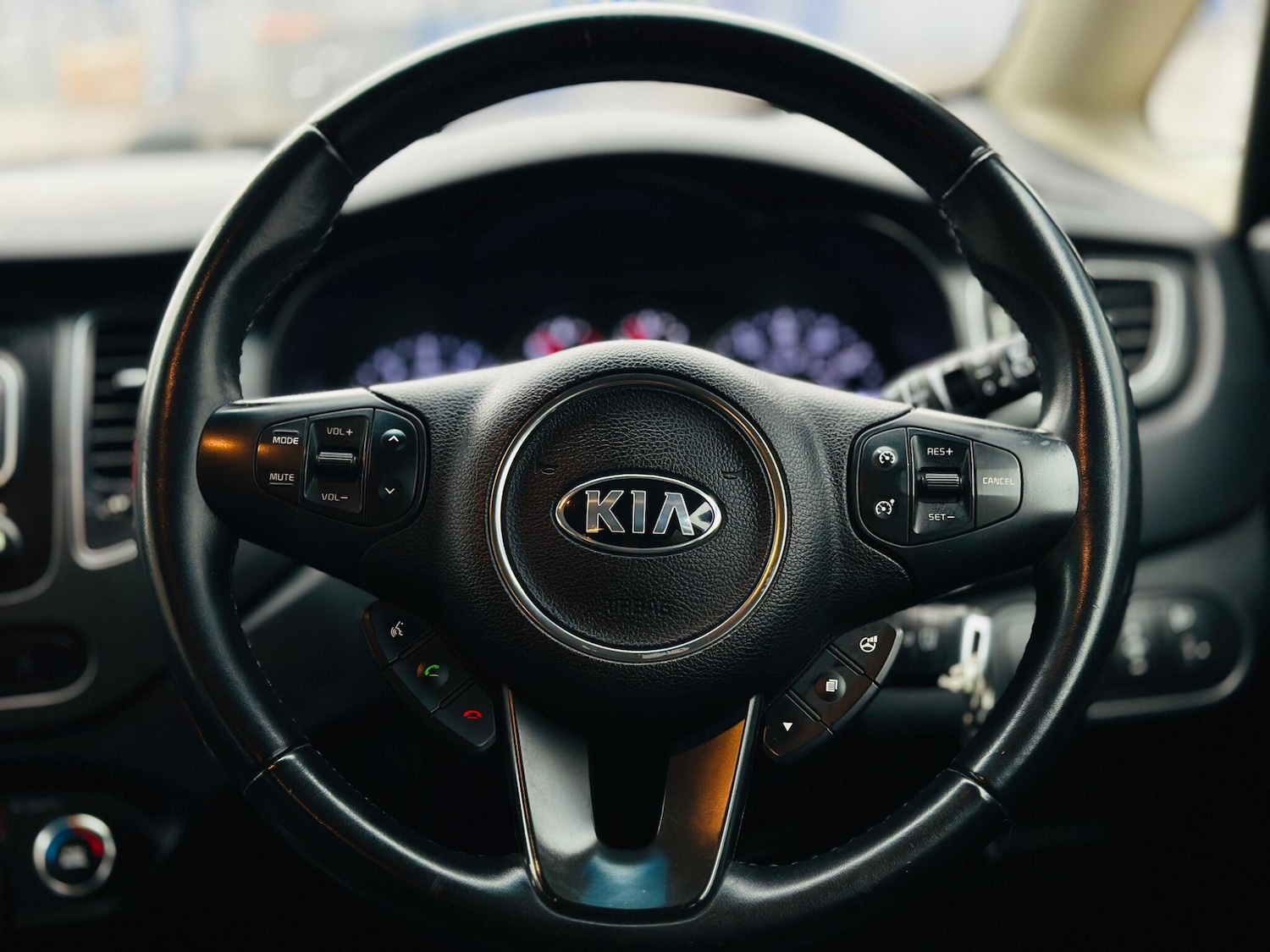 Used Kia Carens 2015 for sale - 77202608: Photo 14