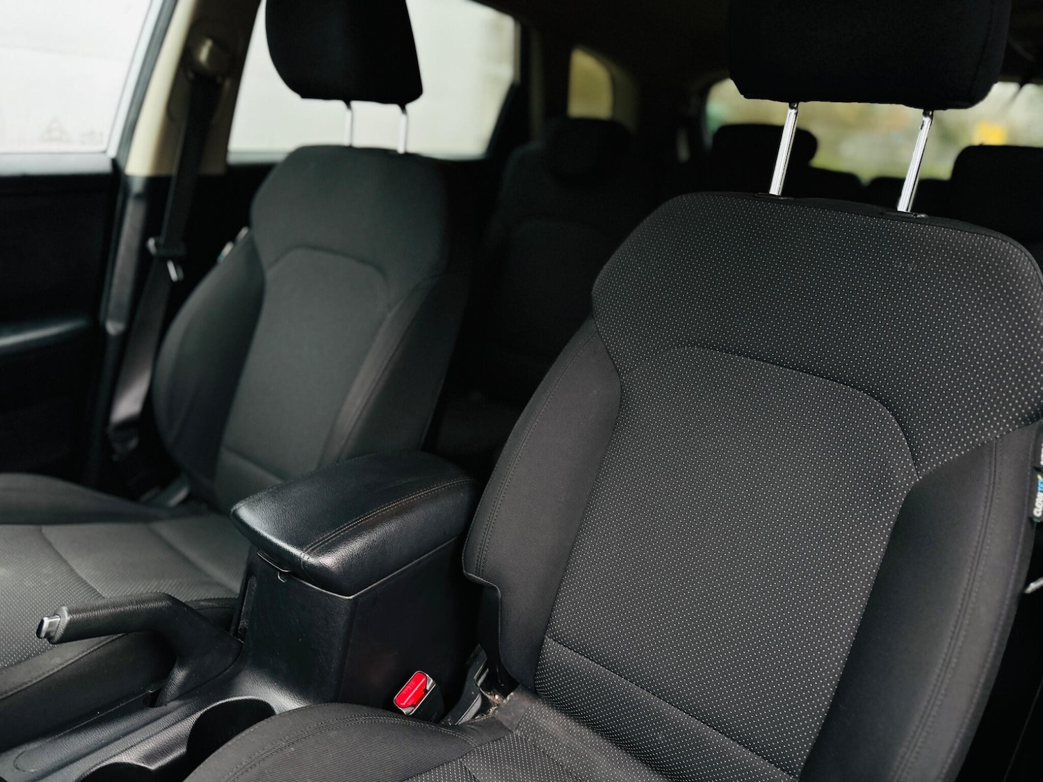 Used Kia Carens 2015 for sale - 77202608: Photo 26