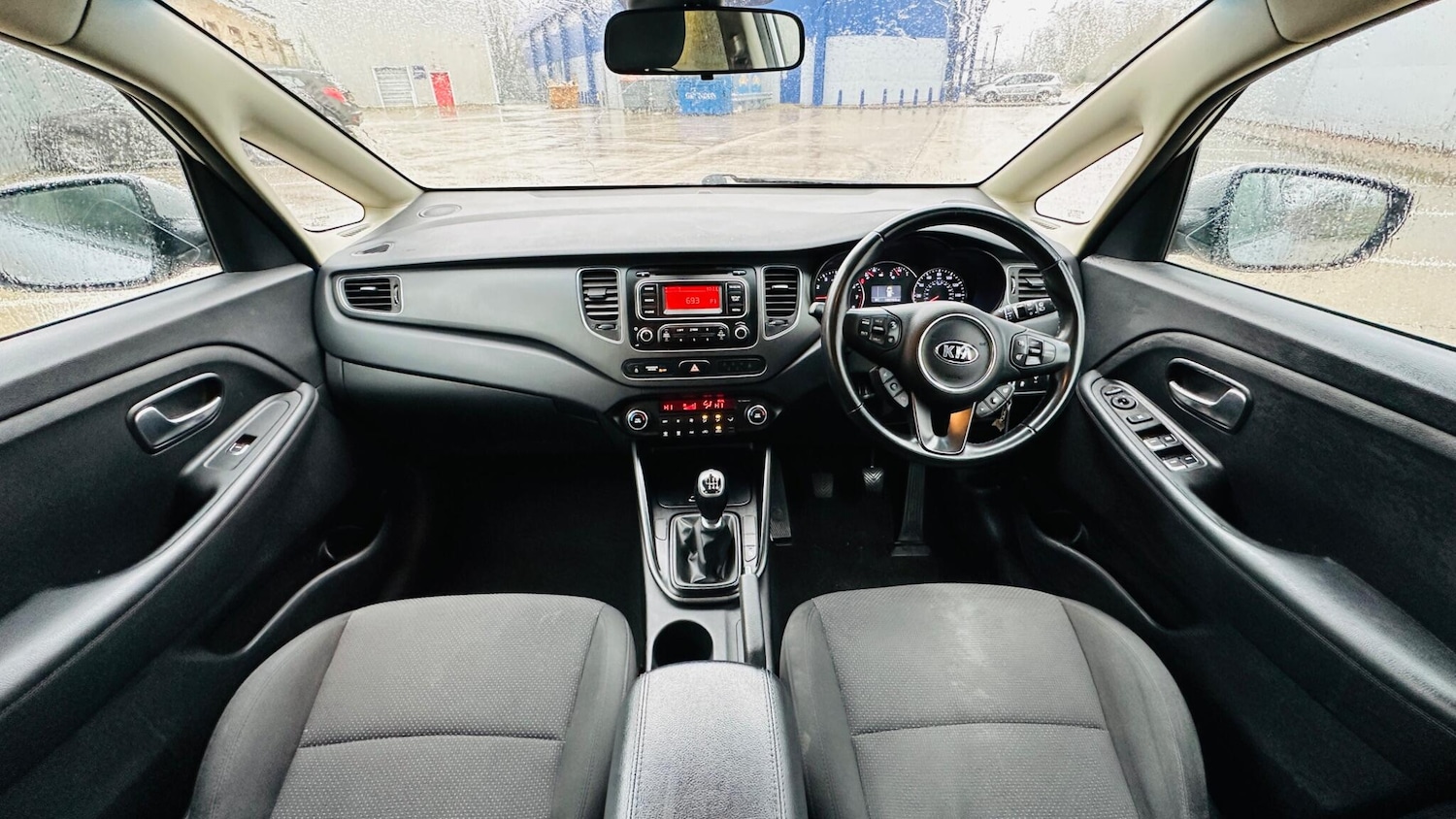 Used Kia Carens 2015 for sale - 77202608: Photo 3