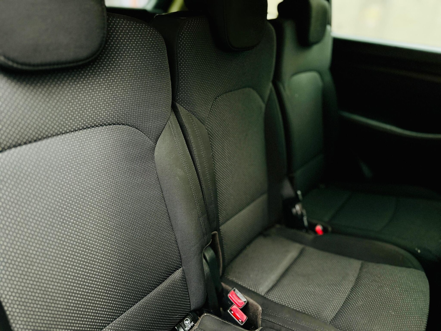 Used Kia Carens 2015 for sale - 77202608: Photo 30