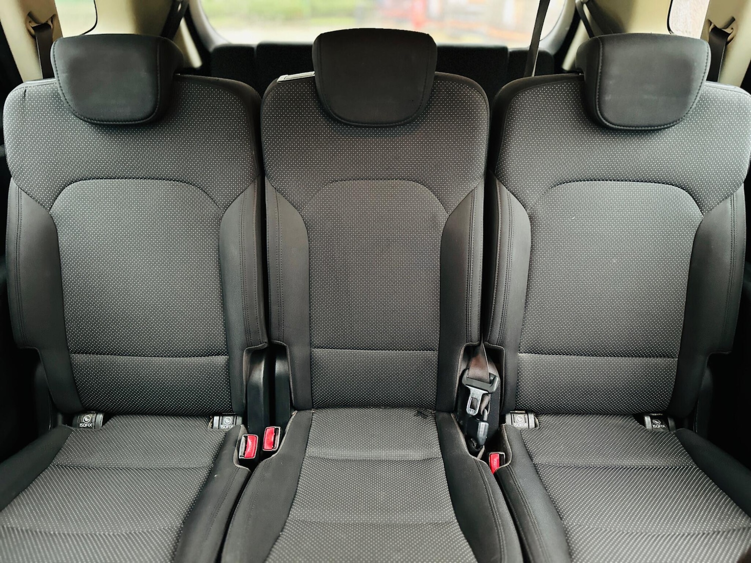 Used Kia Carens 2015 for sale - 77202608: Photo 34