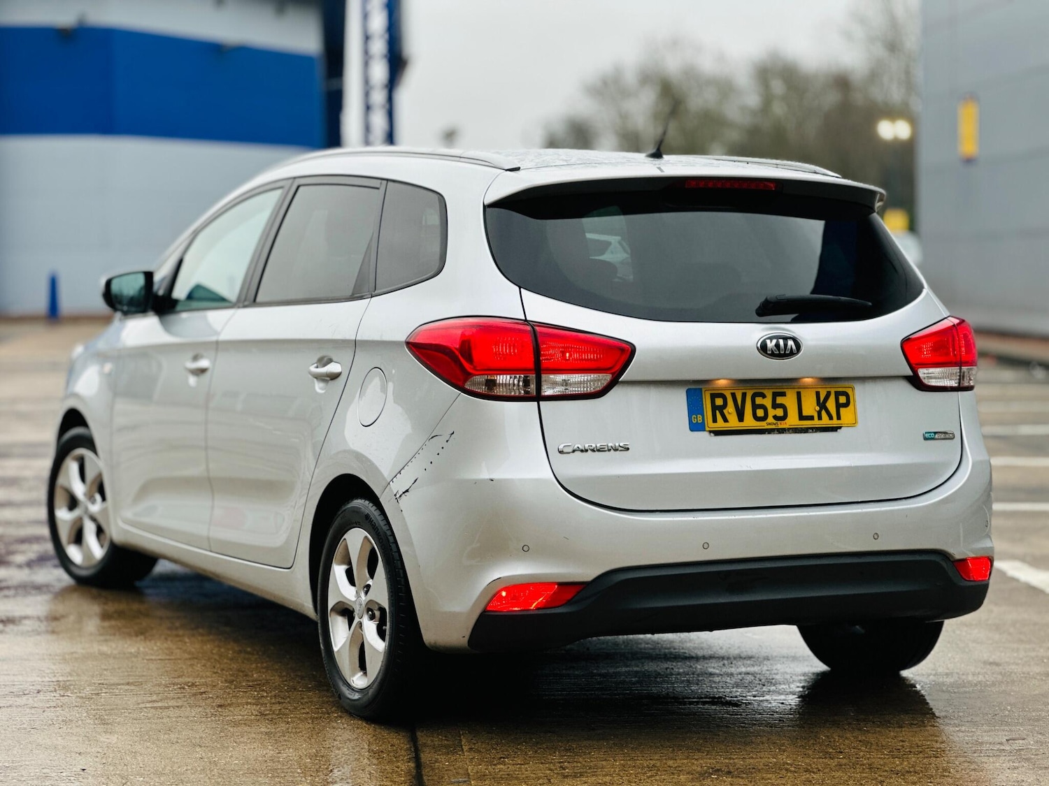 Used Kia Carens 2015 for sale - 77202608: Photo 44