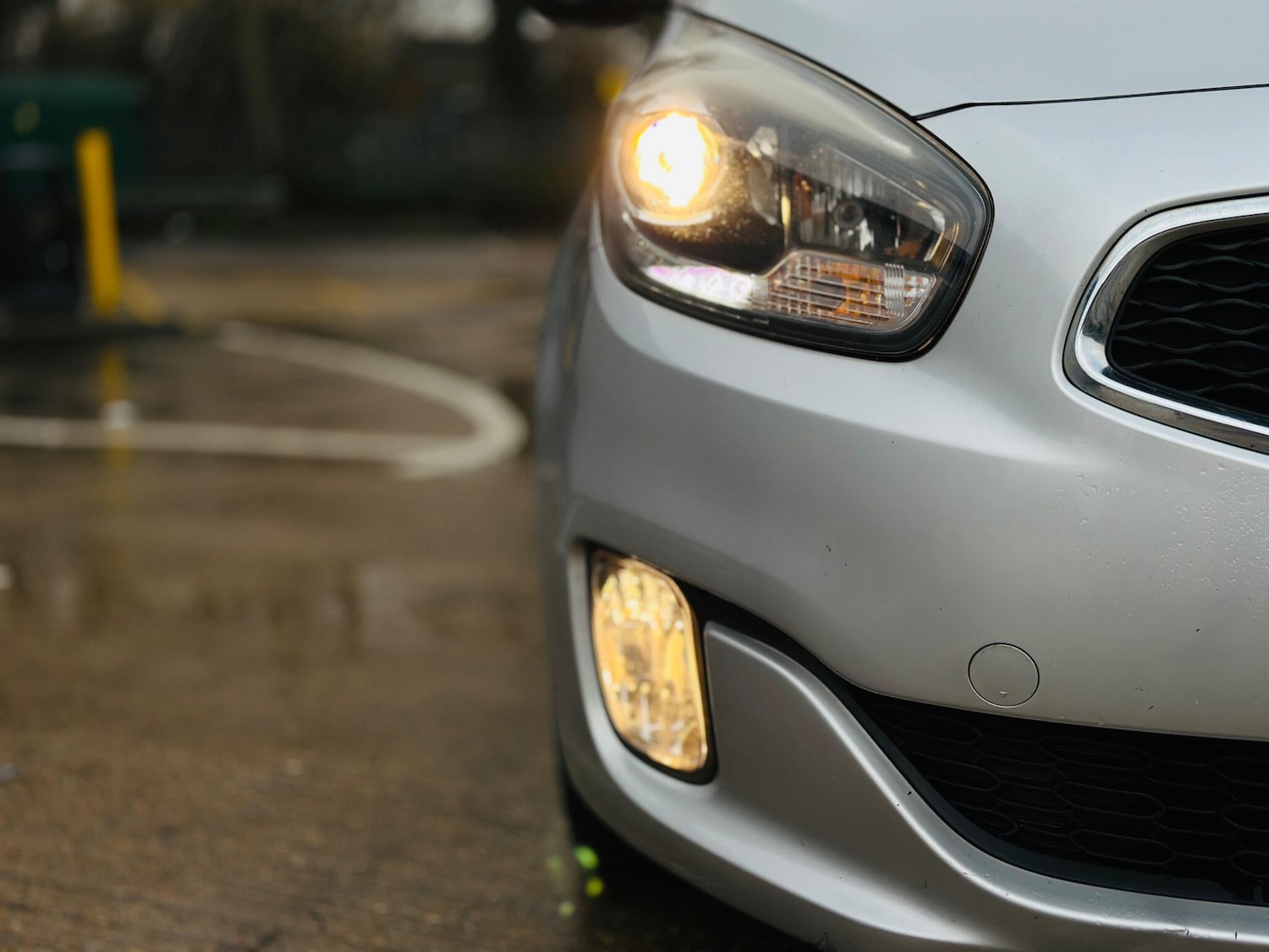 Used Kia Carens 2015 for sale - 77202608: Photo 67