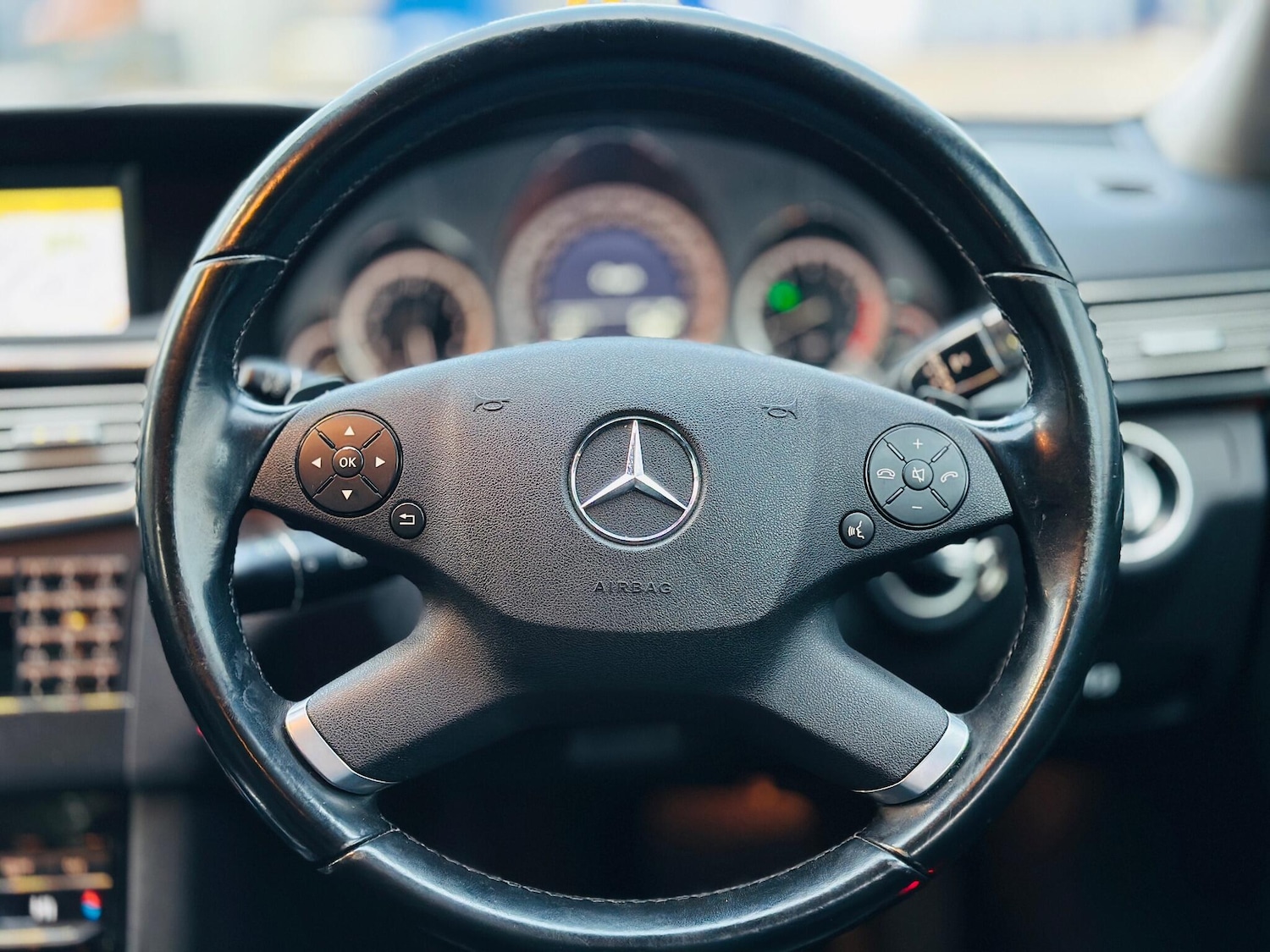 Used Mercedes-Benz E Class 2015 for sale - 76326224: Photo 14