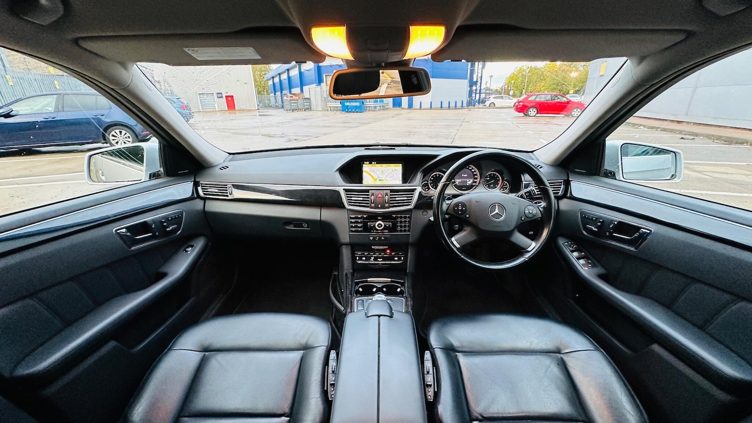 Used Mercedes-Benz E Class 2015 for sale - 76326224: Photo 3
