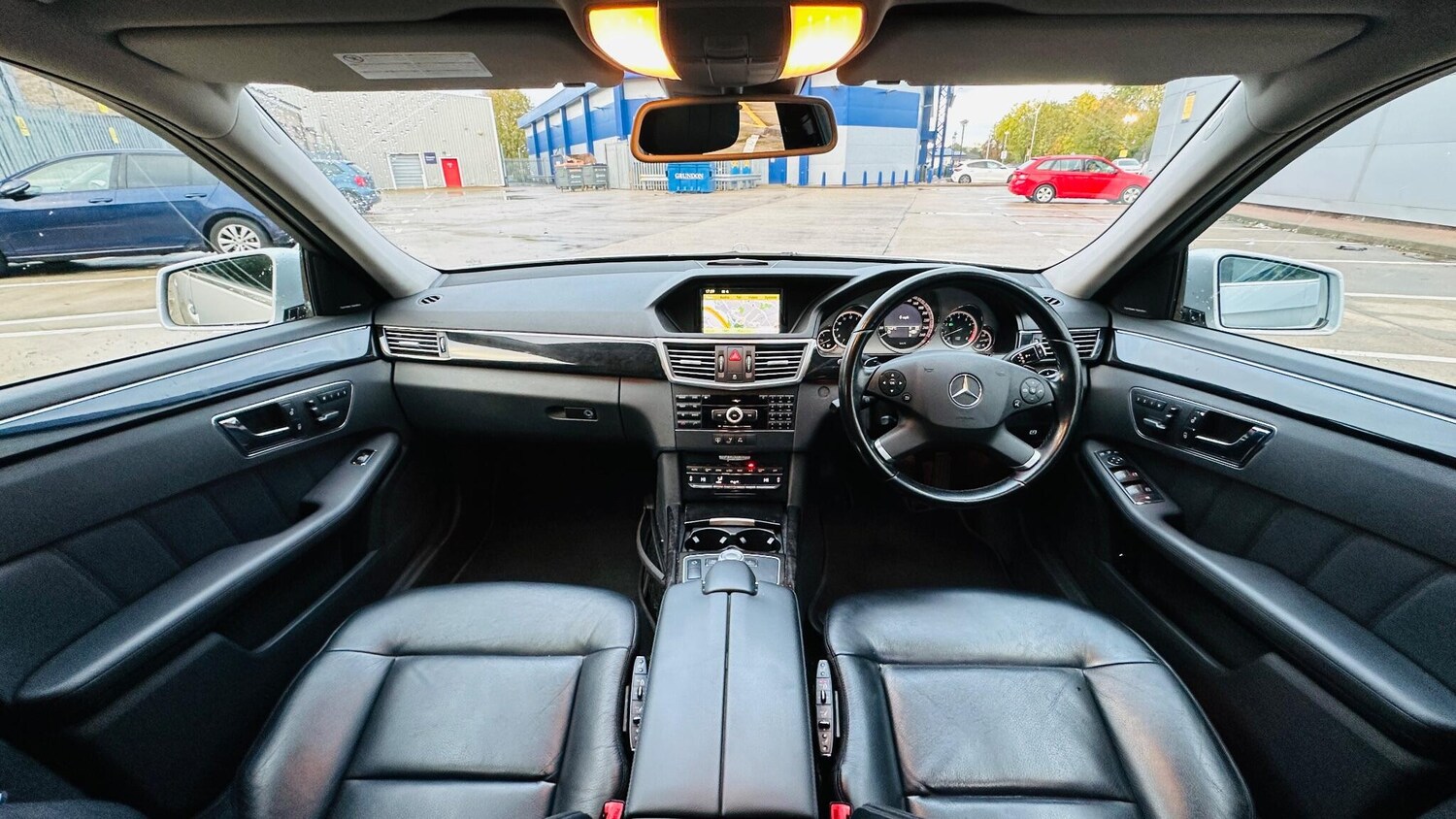 Used Mercedes-Benz E Class 2015 for sale - 76326224: Photo 39