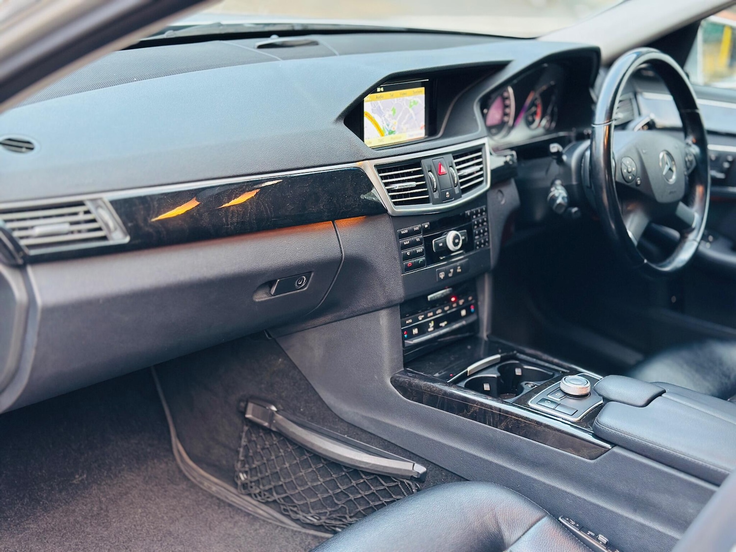 Used Mercedes-Benz E Class 2015 for sale - 76326224: Photo 53