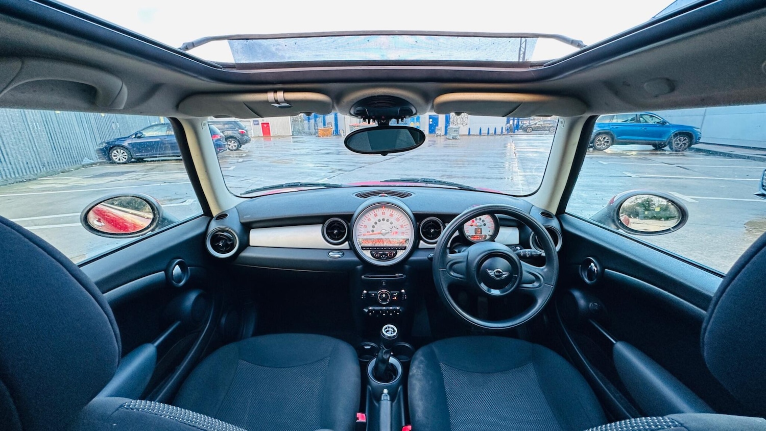 Used MINI Hatch 2011 for sale - 77441437: Photo 24