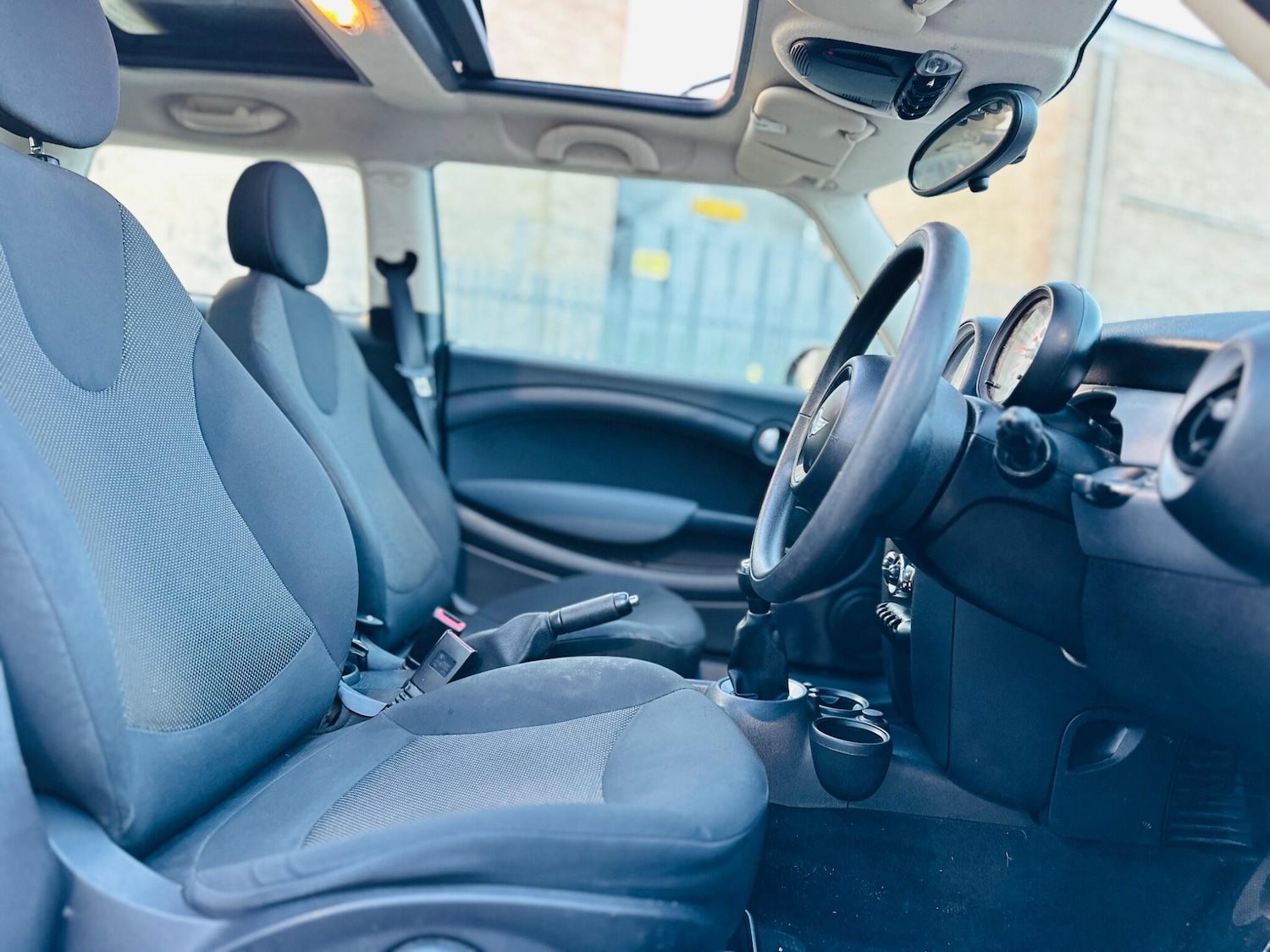 Used MINI Hatch 2011 for sale - 77441437: Photo 43