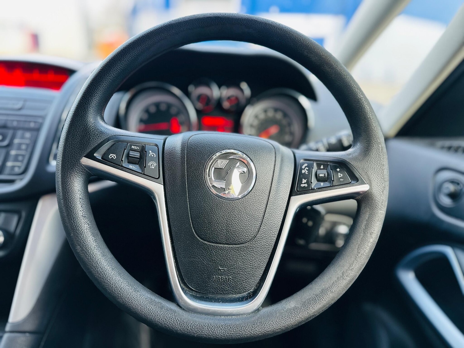 Used Vauxhall Zafira 2015 for sale - 77054015: Photo 13