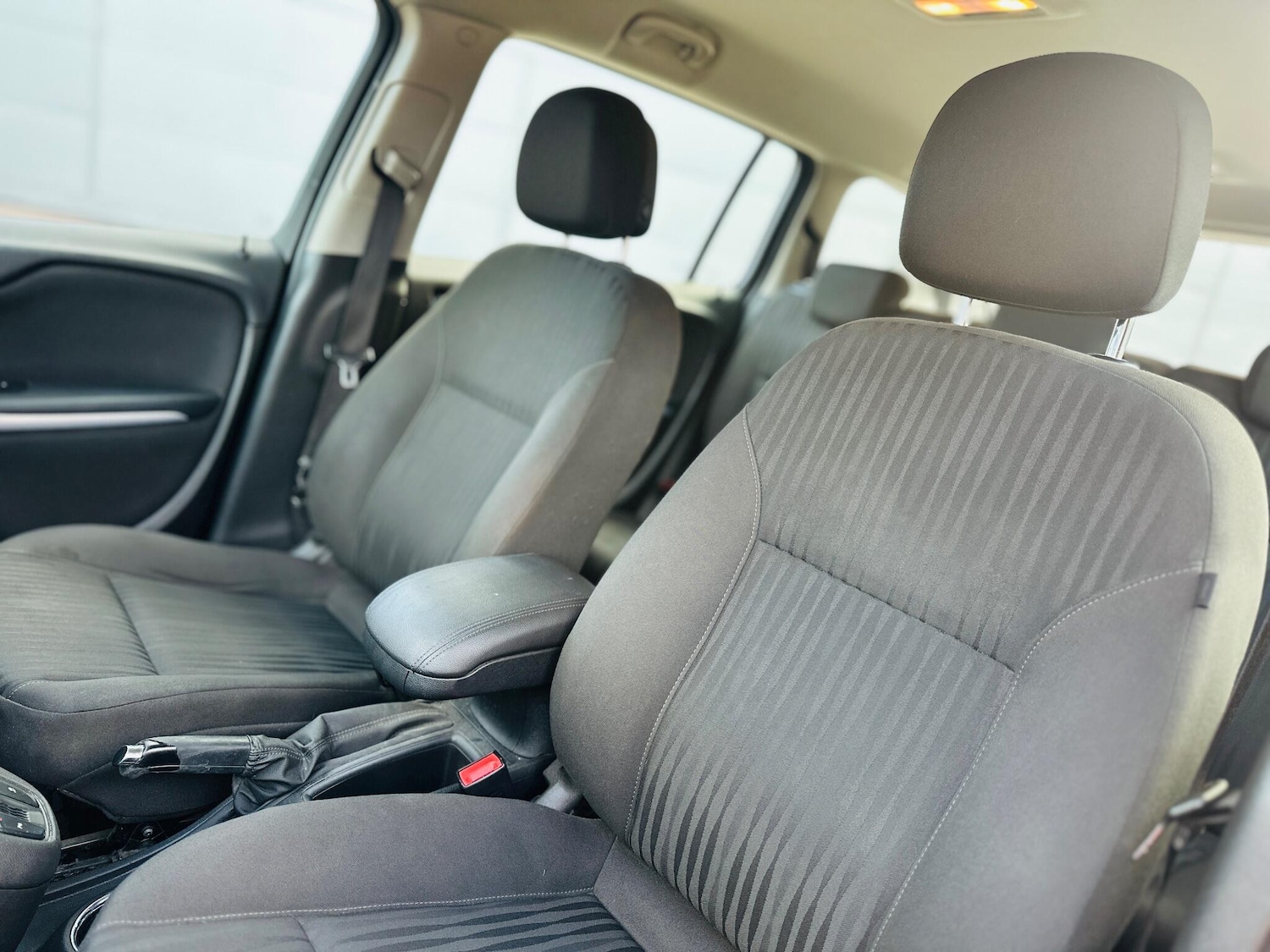 Used Vauxhall Zafira 2015 for sale - 77054015: Photo 22