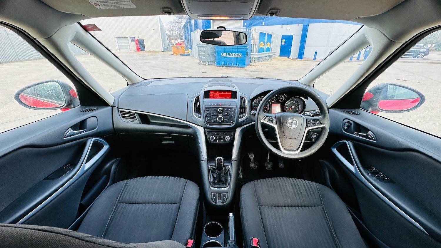 Used Vauxhall Zafira 2015 for sale - 77054015: Photo 31