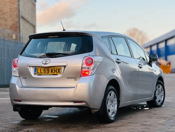 Used Toyota Verso 2009 for sale - 76975825: Photo