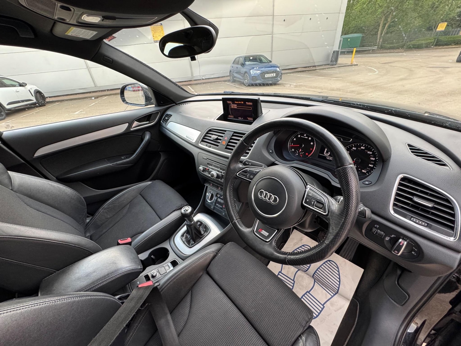 Used Audi Q3 2012 for sale - 76440489: Photo 25