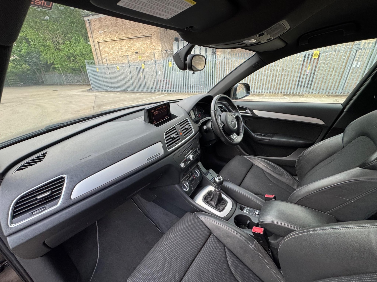 Used Audi Q3 2012 for sale - 76440489: Photo 28