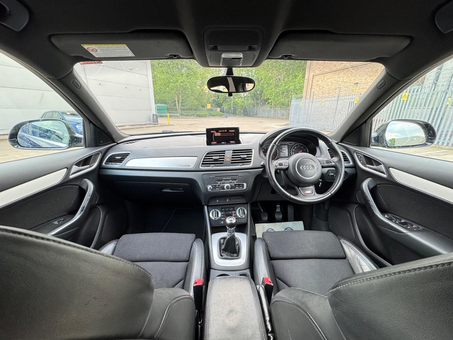 Used Audi Q3 2012 for sale - 76440489: Photo 3