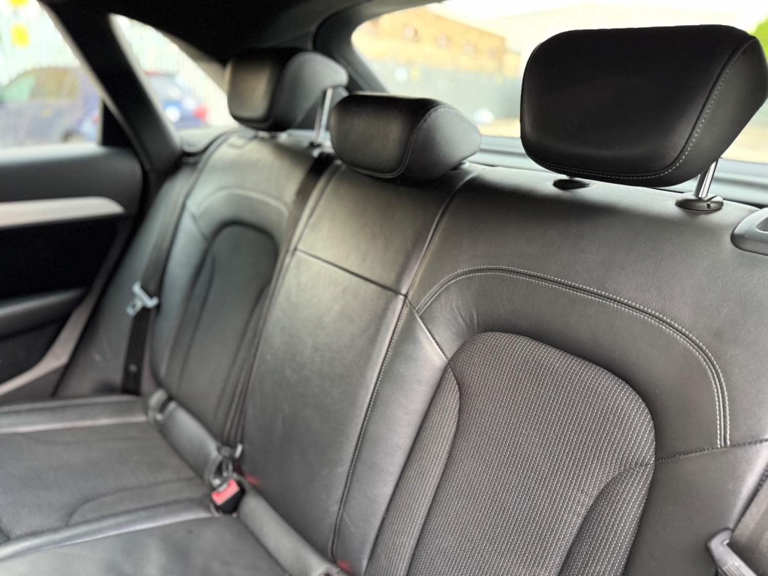 Used Audi Q3 2012 for sale - 76440489: Photo 33