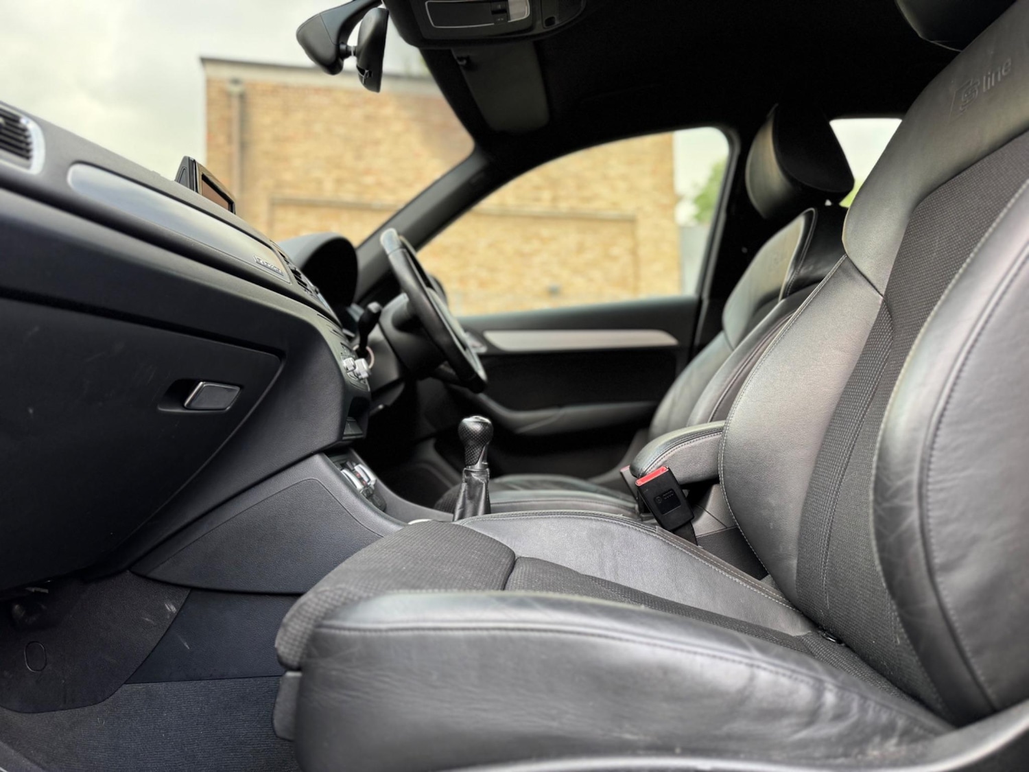 Used Audi Q3 2012 for sale - 76440489: Photo 51