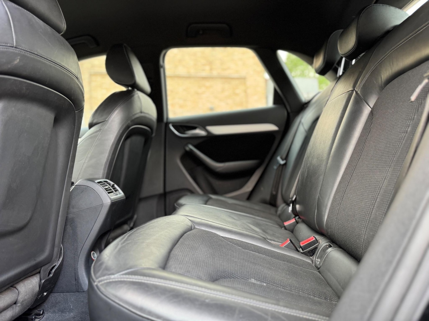 Used Audi Q3 2012 for sale - 76440489: Photo 54