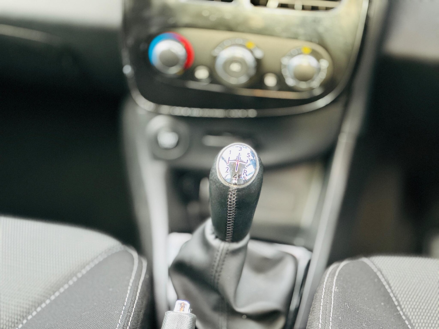 Used Renault Clio 2014 for sale - 77084408: Photo 18