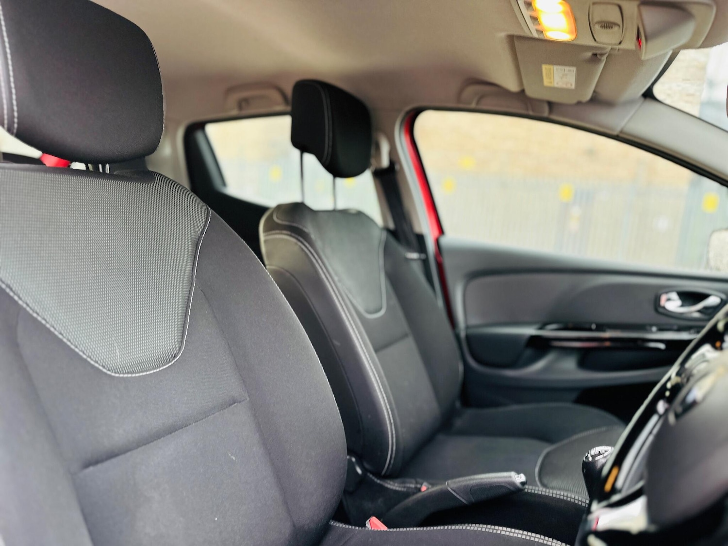 Used Renault Clio 2014 for sale - 77084408: Photo 22