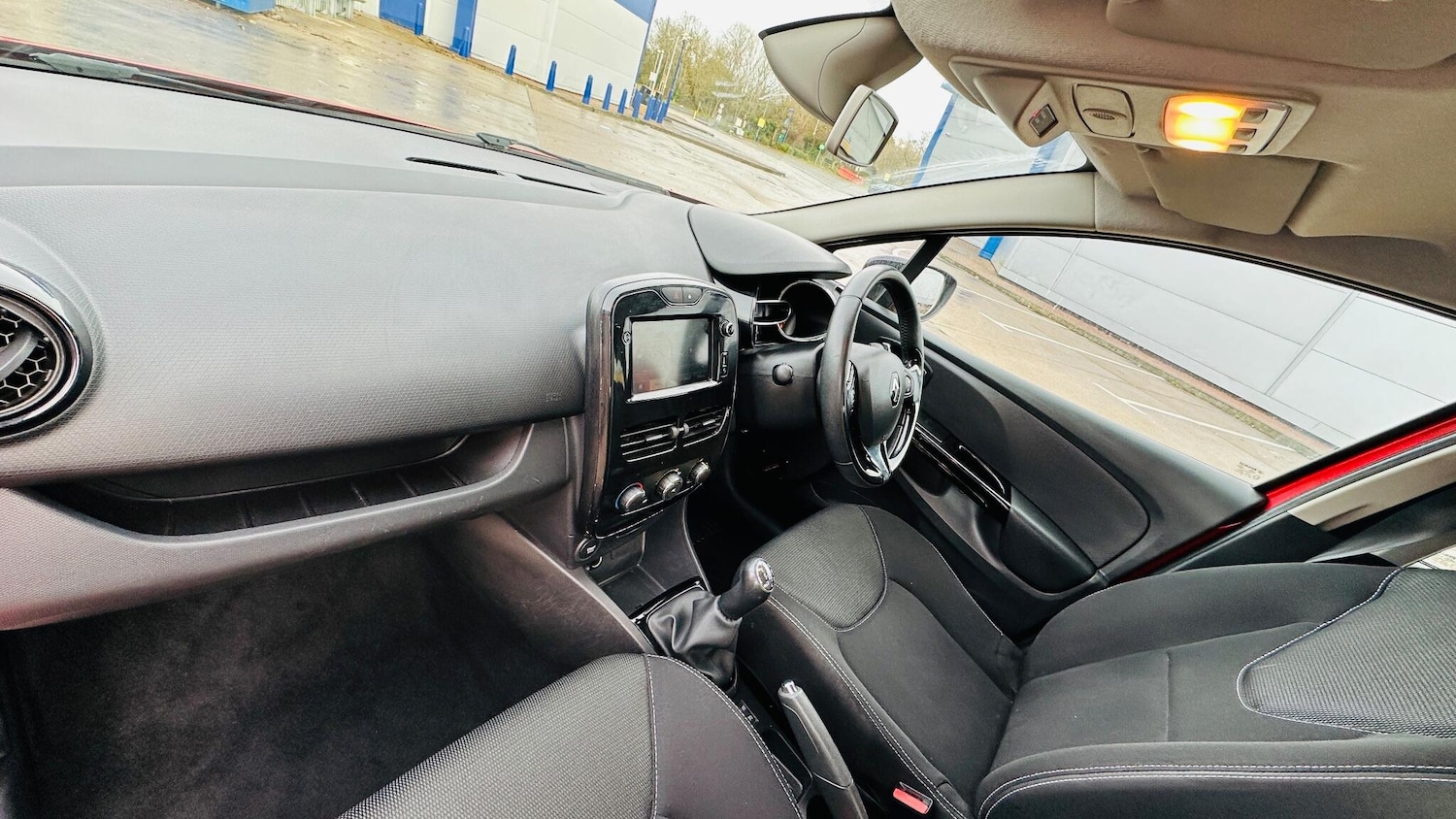 Used Renault Clio 2014 for sale - 77084408: Photo 26