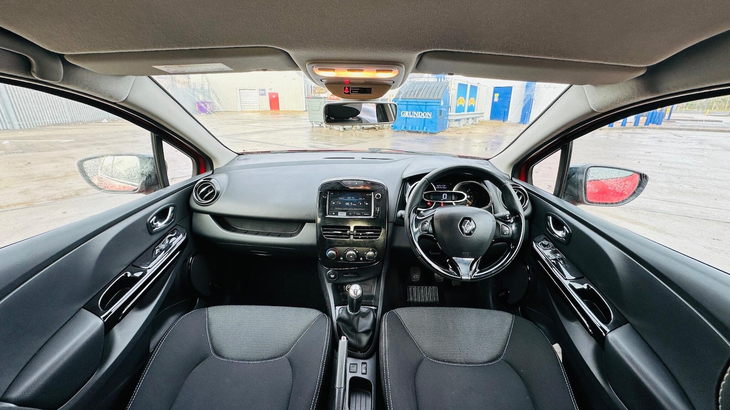 Used Renault Clio 2014 for sale - 77084408: Photo 27