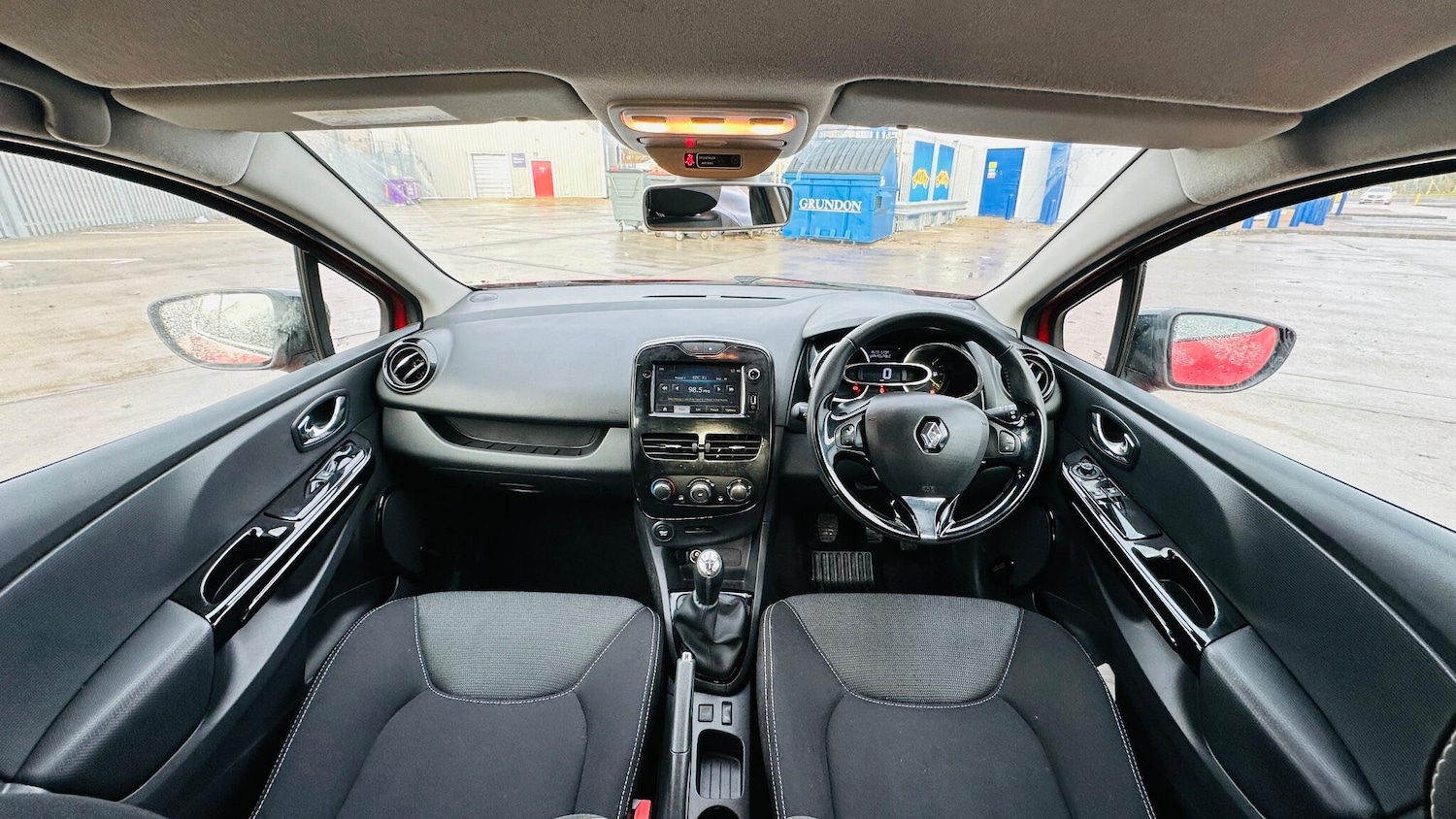 Used Renault Clio 2014 for sale - 77084408: Photo 35