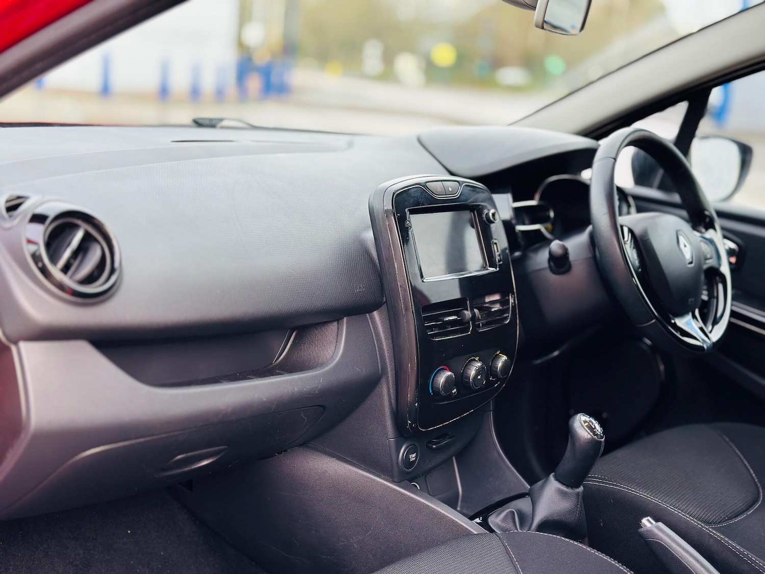 Used Renault Clio 2014 for sale - 77084408: Photo 49