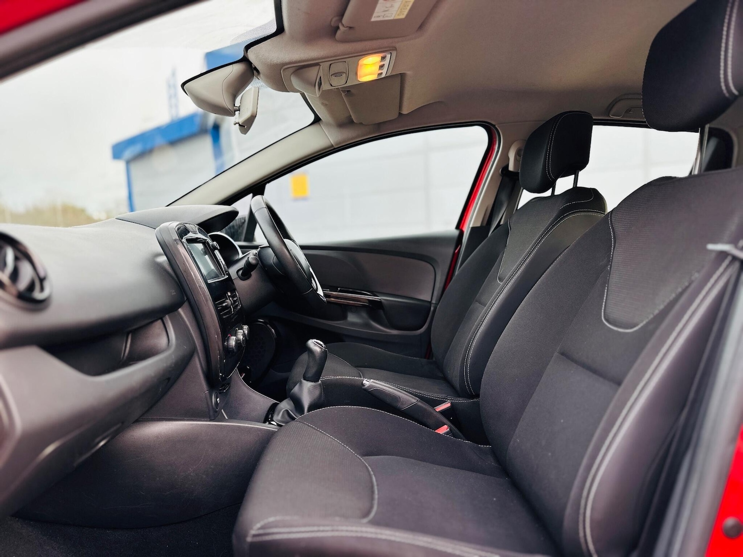 Used Renault Clio 2014 for sale - 77084408: Photo 50