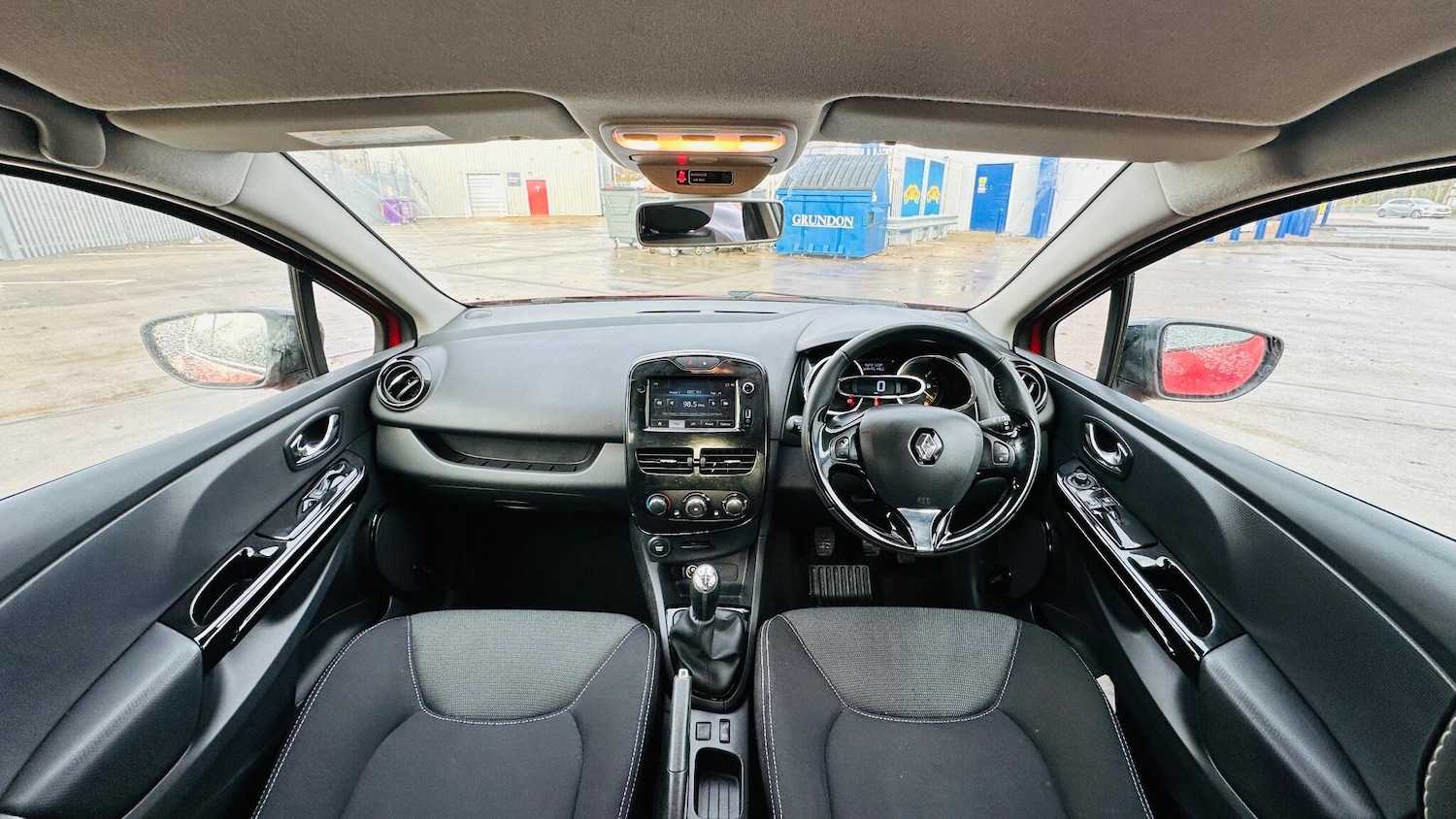 Used Renault Clio 2014 for sale - 77084408: Photo 51