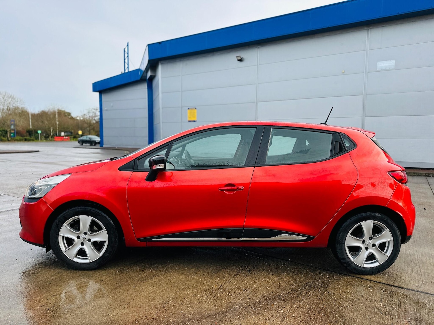 Used Renault Clio 2014 for sale - 77084408: Photo 9