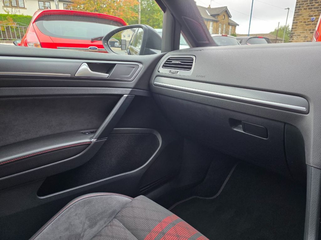 Used Volkswagen Golf 2019 for sale - 76245047: Photo 12