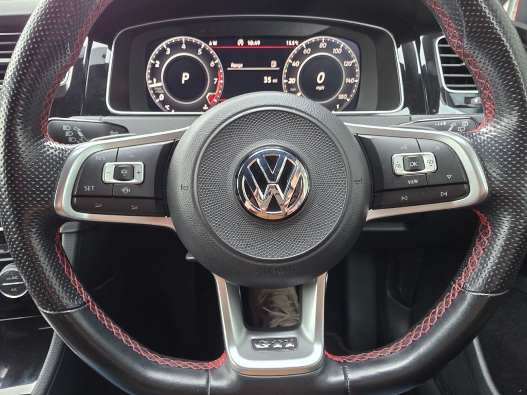 Used Volkswagen Golf 2019 for sale - 76245047: Photo 14