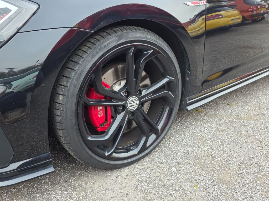 Used Volkswagen Golf 2019 for sale - 76245047: Photo 24