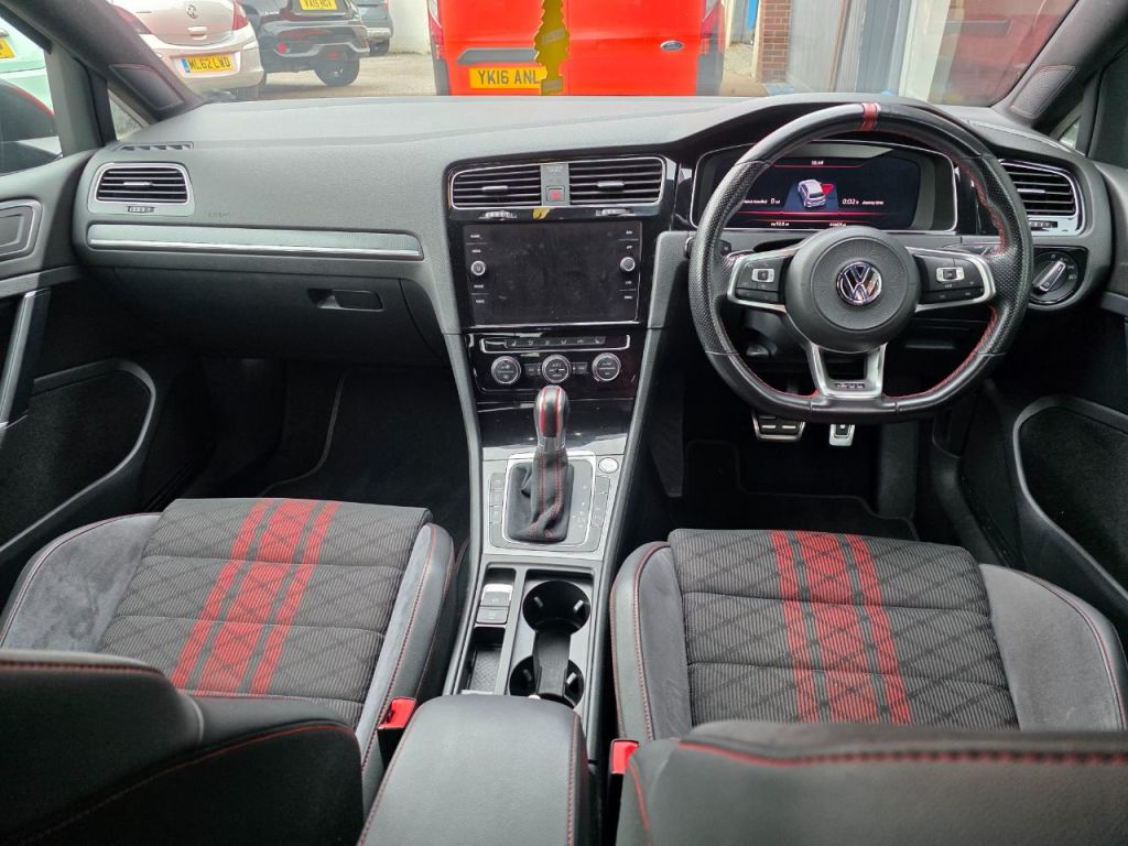 Used Volkswagen Golf 2019 for sale - 76245047: Photo 5