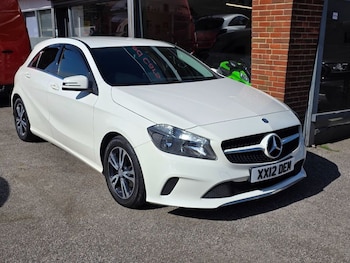 Used Mercedes-Benz A-Class 2015 for sale - 76209951: Photo 2