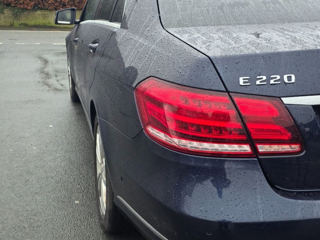 Used Mercedes-Benz E Class 2014 for sale - 77451396: Photo 21