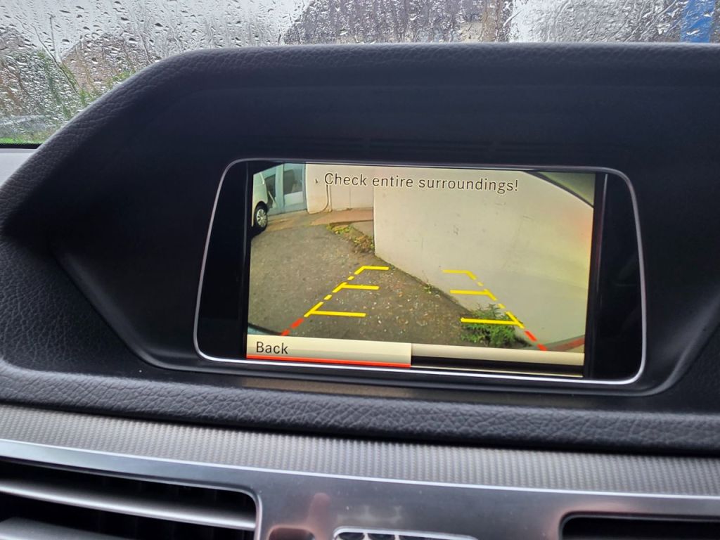 Used Mercedes-Benz E Class 2014 for sale - 77451396: Photo 8